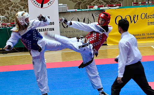 Jagoda Ulfig w finałowym pojedynku w Taekwondo